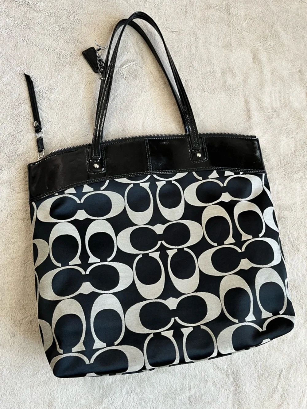 Coach Laura Signature C Vintage Tote Bag - Picture 3 of 10